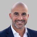 Anthony Di Ciollo é Presidente da StoneX Financial Inc. (SFI) e integra o Comitê Executivo da StoneX, sendo responsável pelo segmento de negócios institucionais.