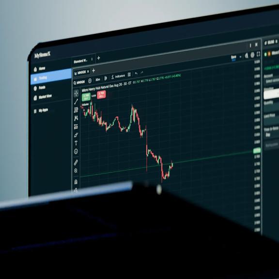 StoneX Futures trading platform displaying a live futures market chart with trading tools, pricing data and analysis features.